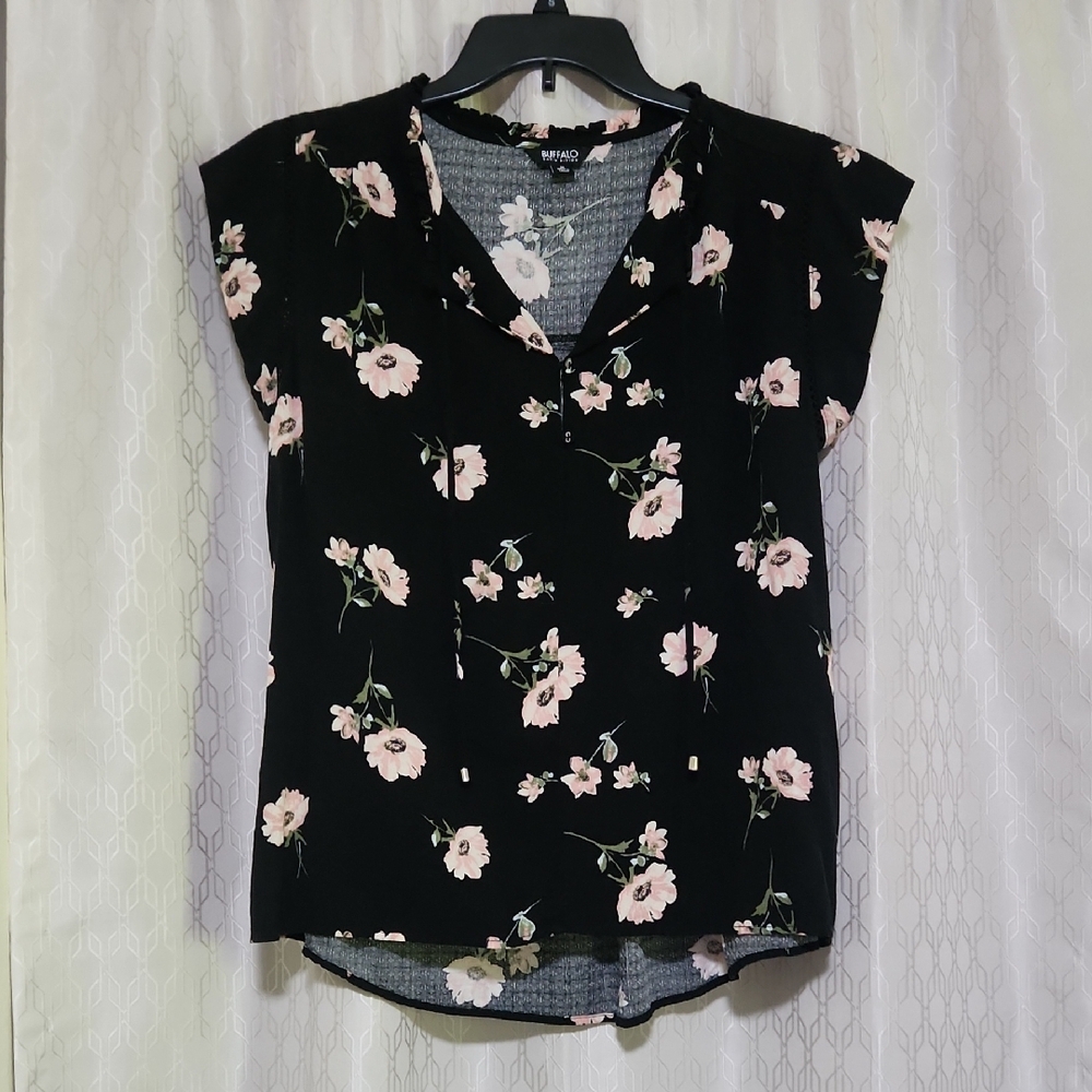 Buffalo David Bitton Black Floral Blouse